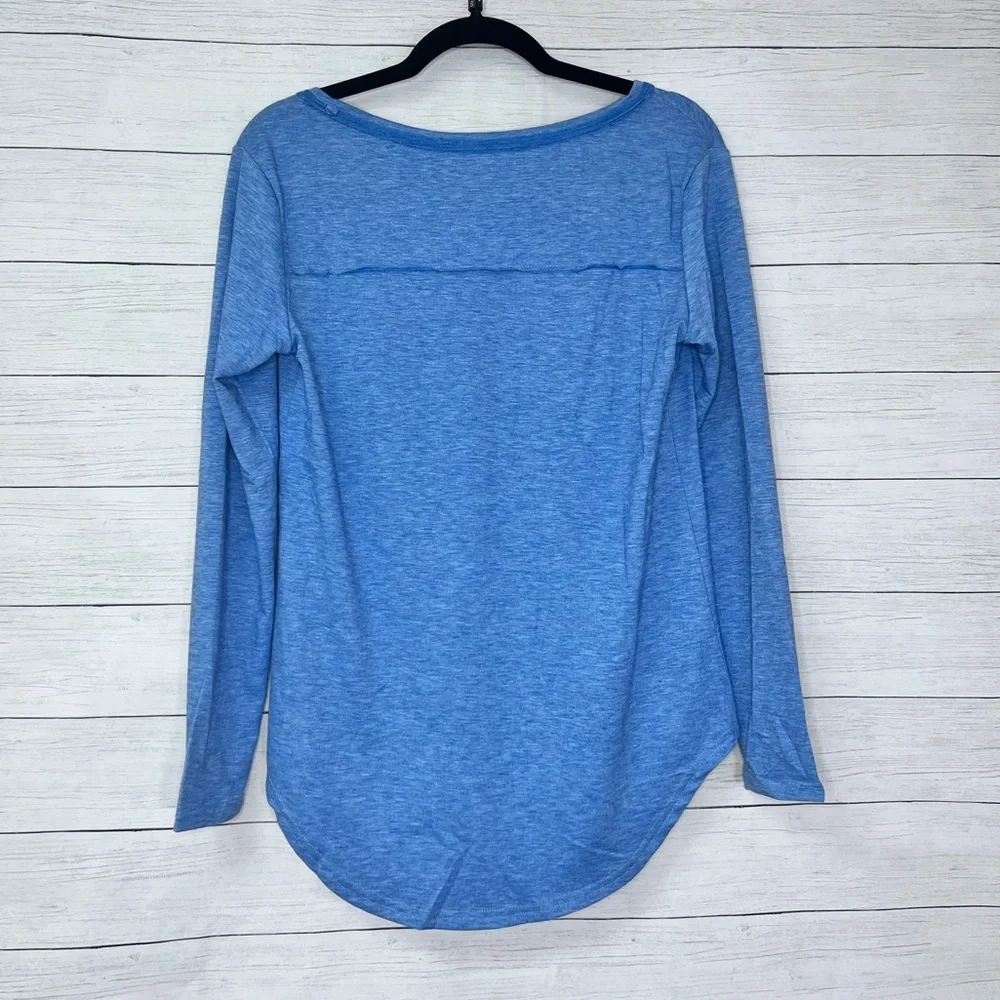 Boutique Brand Sky Blue V Neck Long Sleeve Pocket Top 💗